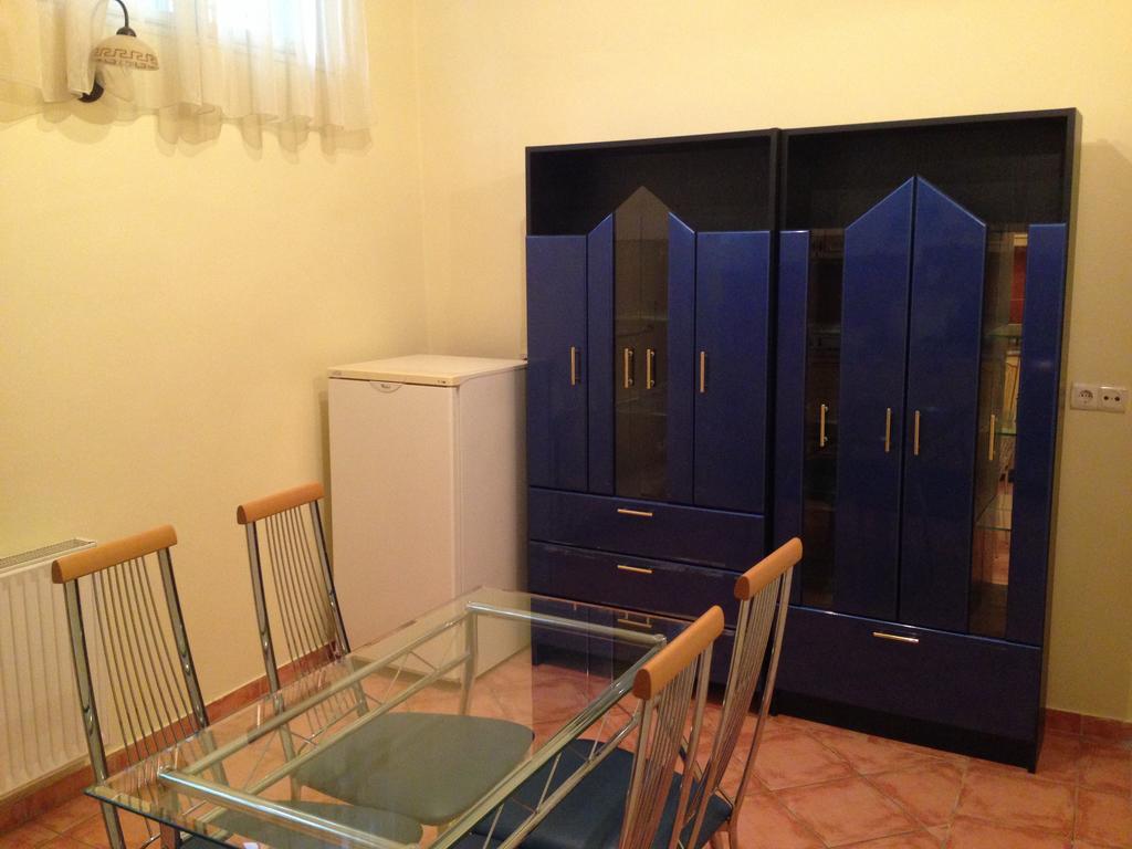 Peterfia Apartman Debrecen Exterior foto